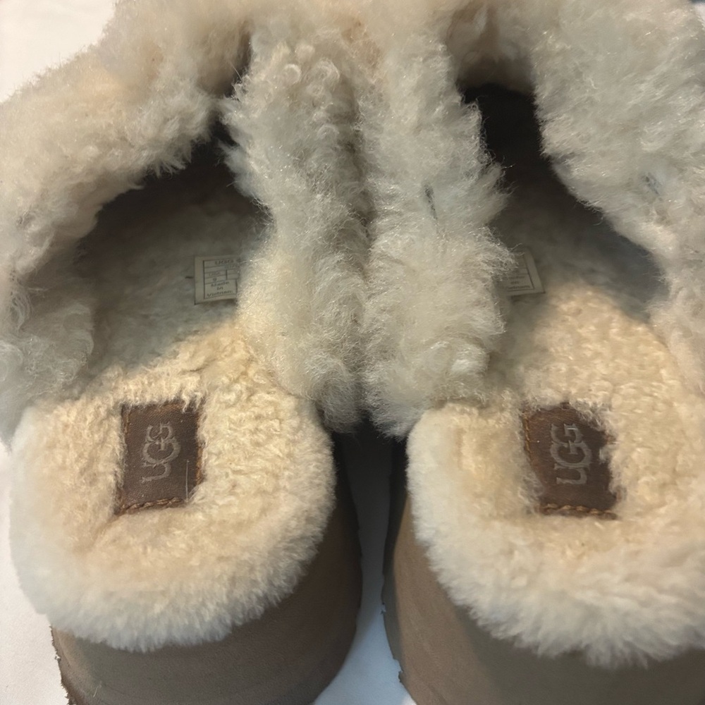 Ugg Platform Slippers, Lightly Worn - image 3